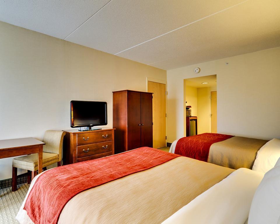 Comfort Inn & Suites Йорк Екстериор снимка