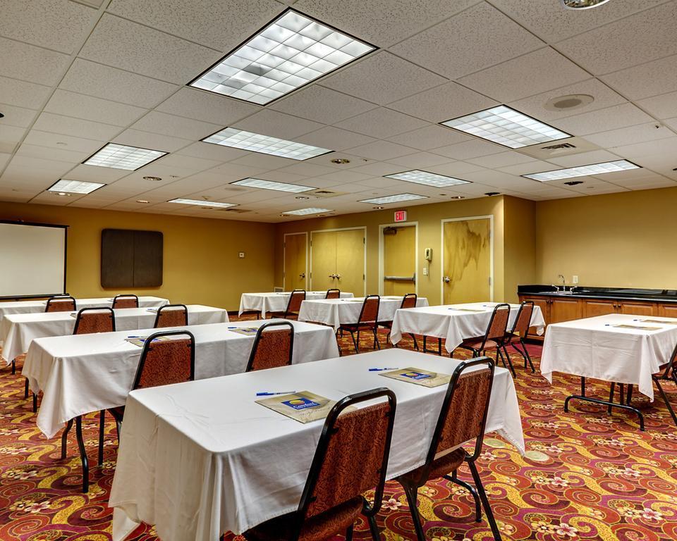 Comfort Inn & Suites Йорк Екстериор снимка
