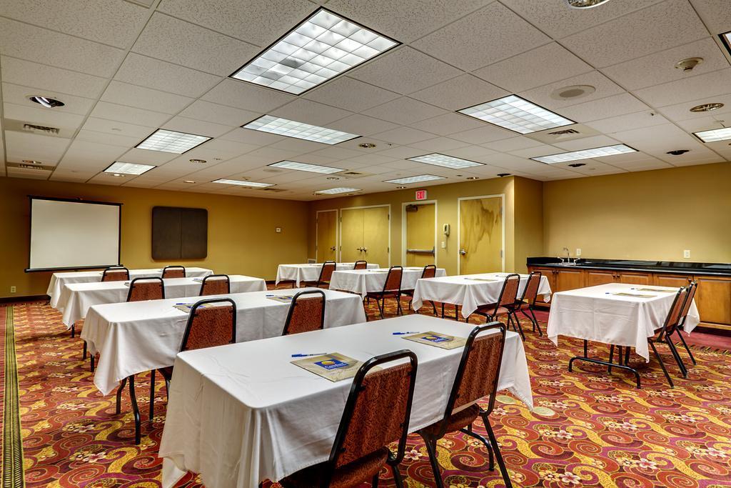 Comfort Inn & Suites Йорк Екстериор снимка
