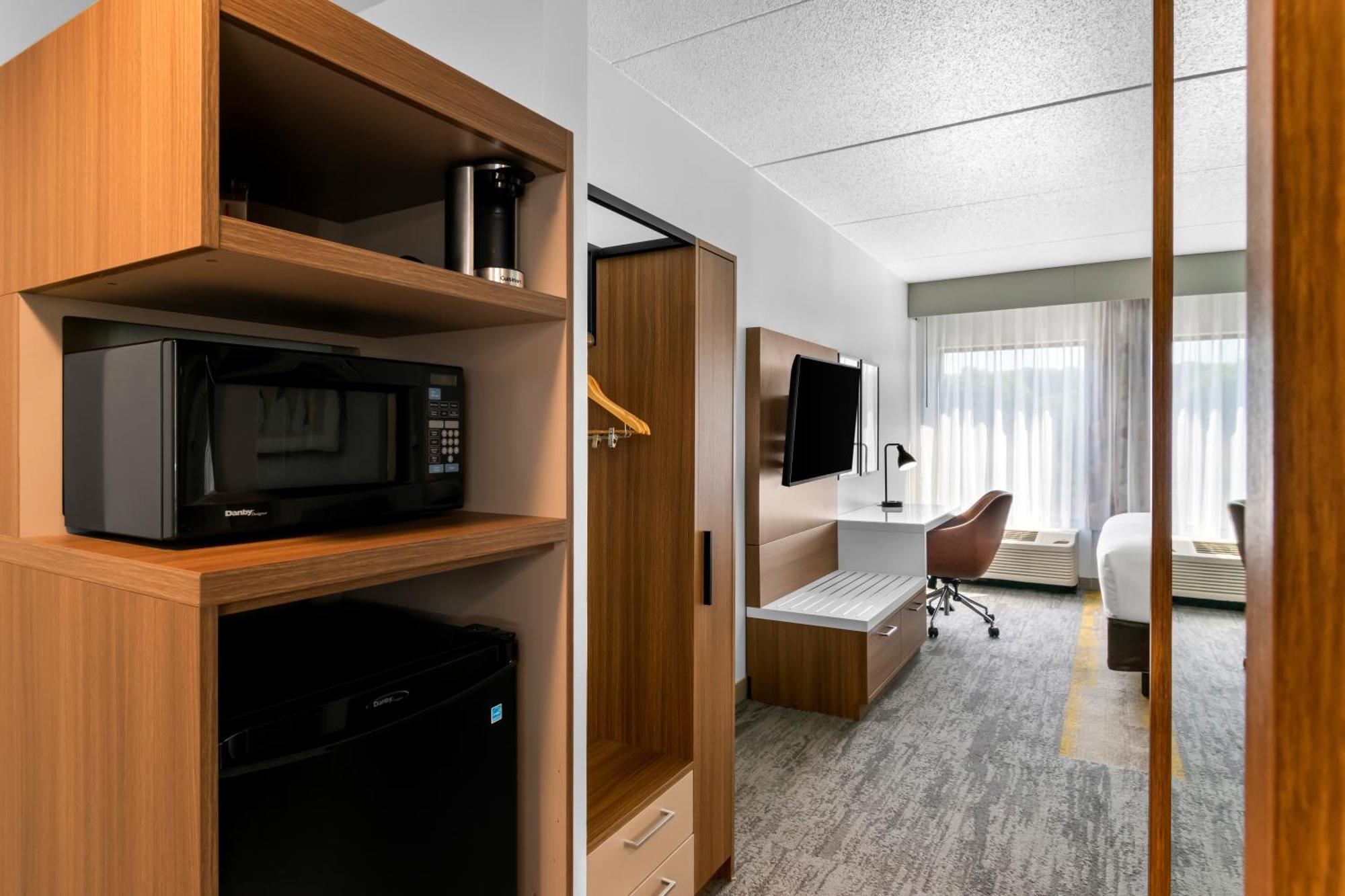 Comfort Inn & Suites Йорк Екстериор снимка