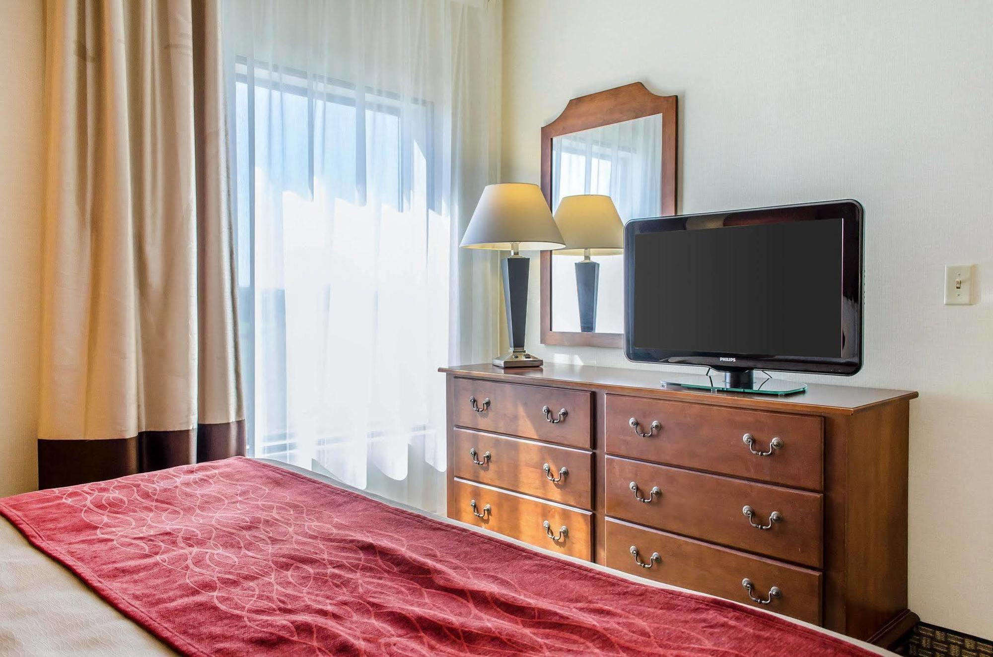 Comfort Inn & Suites Йорк Екстериор снимка